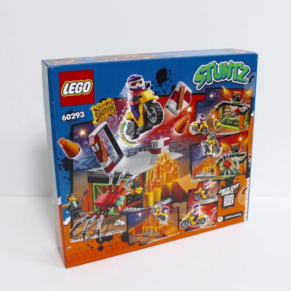 Lego City Stuntz Stunt Park 60293 Building Kit 170 Pieces